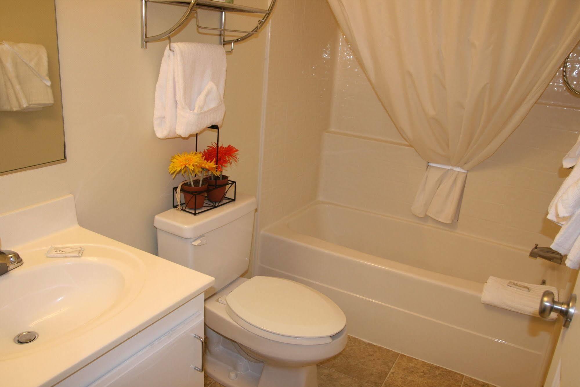 Affordable Suites Of America فريدريكسبيرغ المظهر الخارجي الصورة